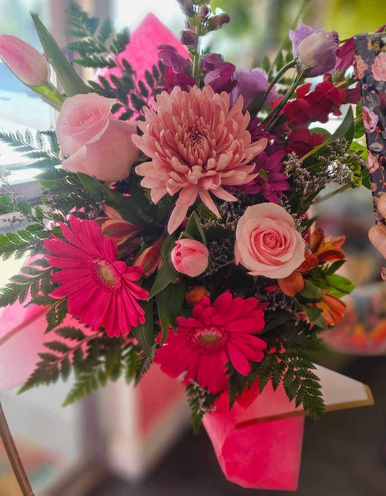 Custom Hand wrapped Bouquet