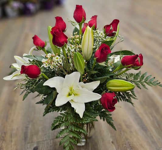 Rose and lily bouquet