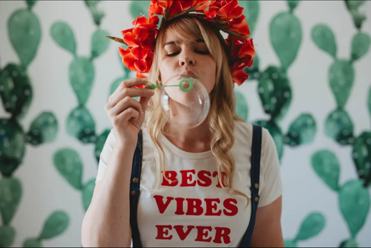 T-shirt best vibes ever short sleeve